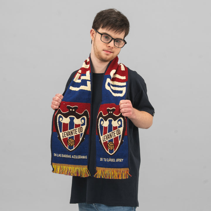 "Escut Retro" Scarf by Levante UD