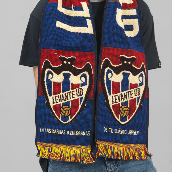 "Escut Retro" Scarf by Levante UD