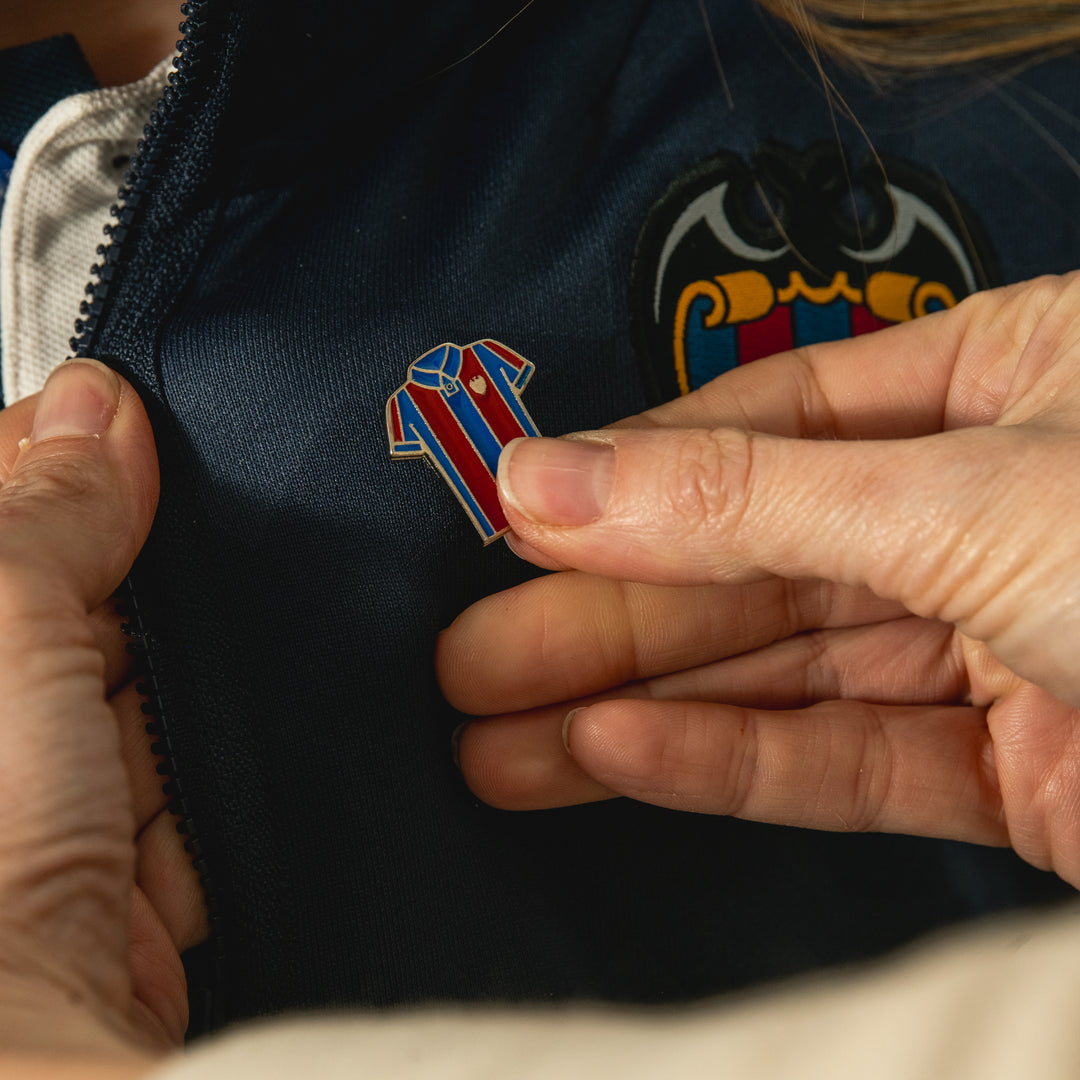 Pin Camiseta del Levante UD